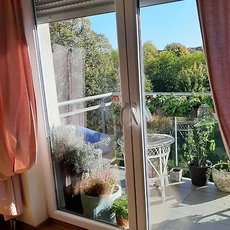 아파트 Dwupoziomowy Apartament Z Dwiema Lazienkami, W Pelni Wyposazona Kuchnia I Podziemnym Parkingiem *